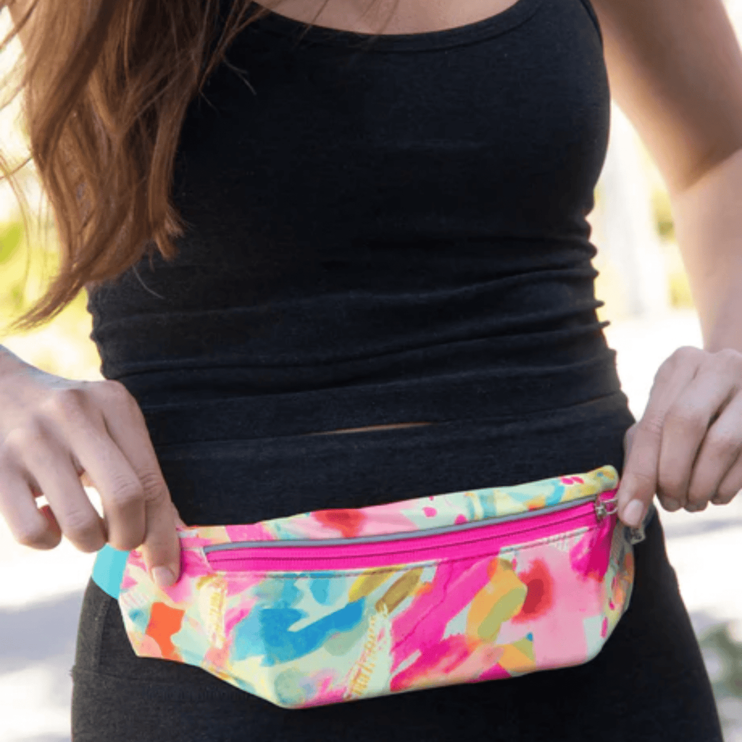 On The Run Waist Belt Abstract Ditsy Tan Fanny Pack