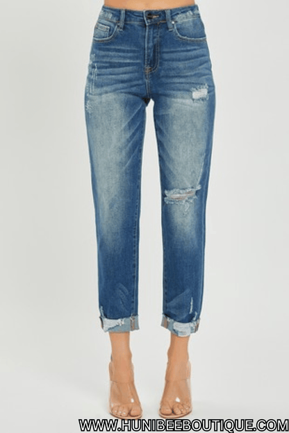 Chic and comfortable women's boyfriend high-rise jeans for all-day wear Trendy high-rise jeans for women's casual and stylish outfits Find your perfect fit with women's high-rise boyfriend jeans Elevate your wardrobe with versatile high-rise jeans for women Explore fashionable high-rise boyfriend jeans tailored for modern women Step into fashion-forward denim with women's high-rise jeans